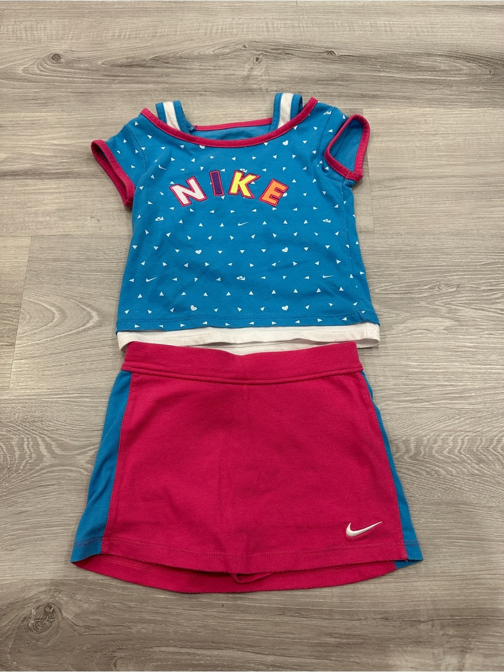 Nike Teal & Fuchsia Girls Athletic Top and Skort